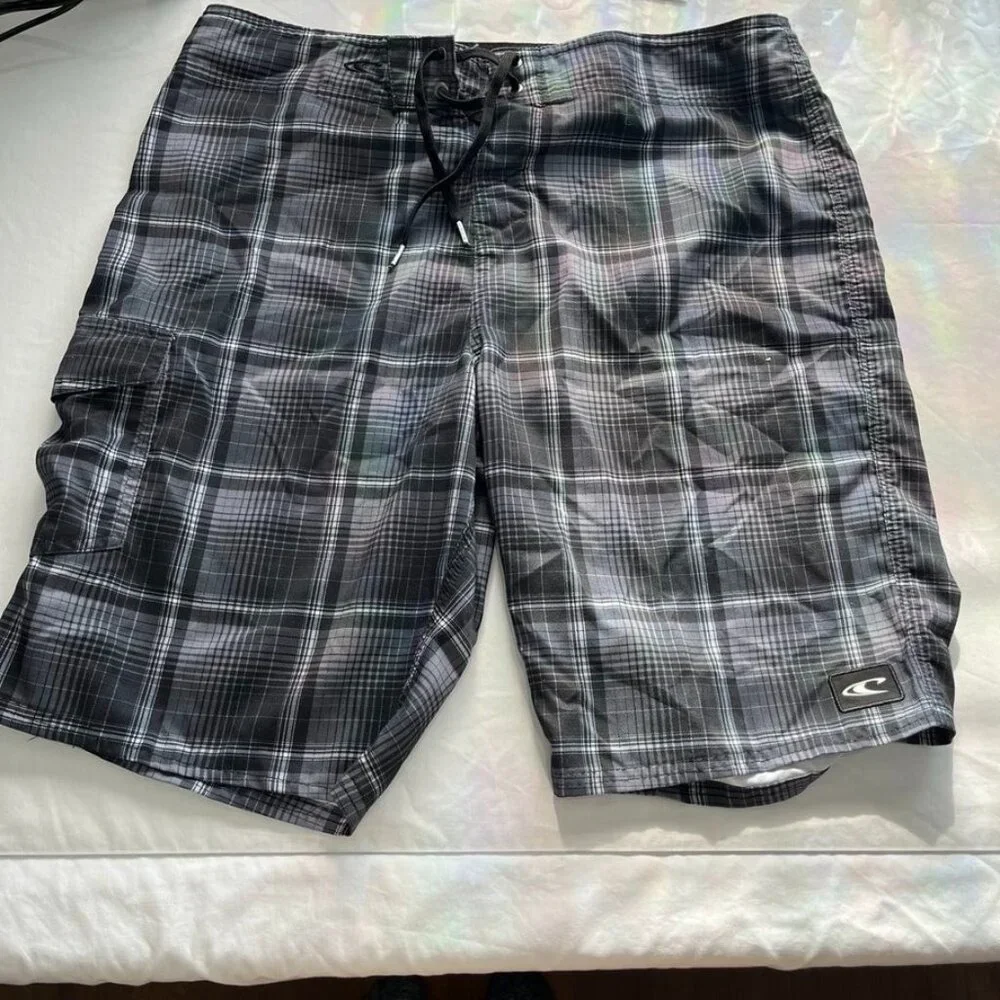 O’Neill Men’s Plaid Board Swim Trunks Adjustable Waist Black Gray